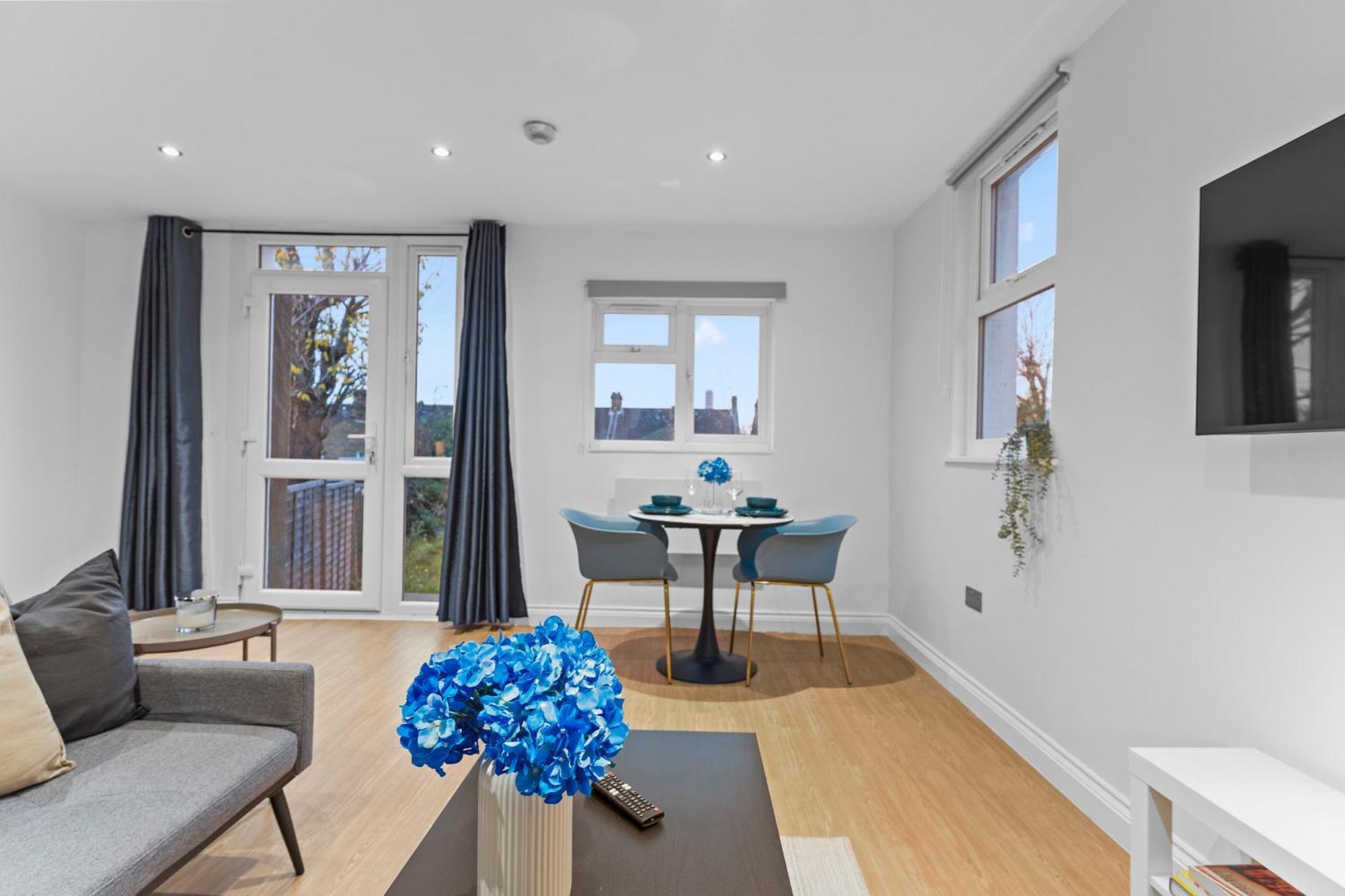 Modern Apartments London With Free Wifi 외부 사진