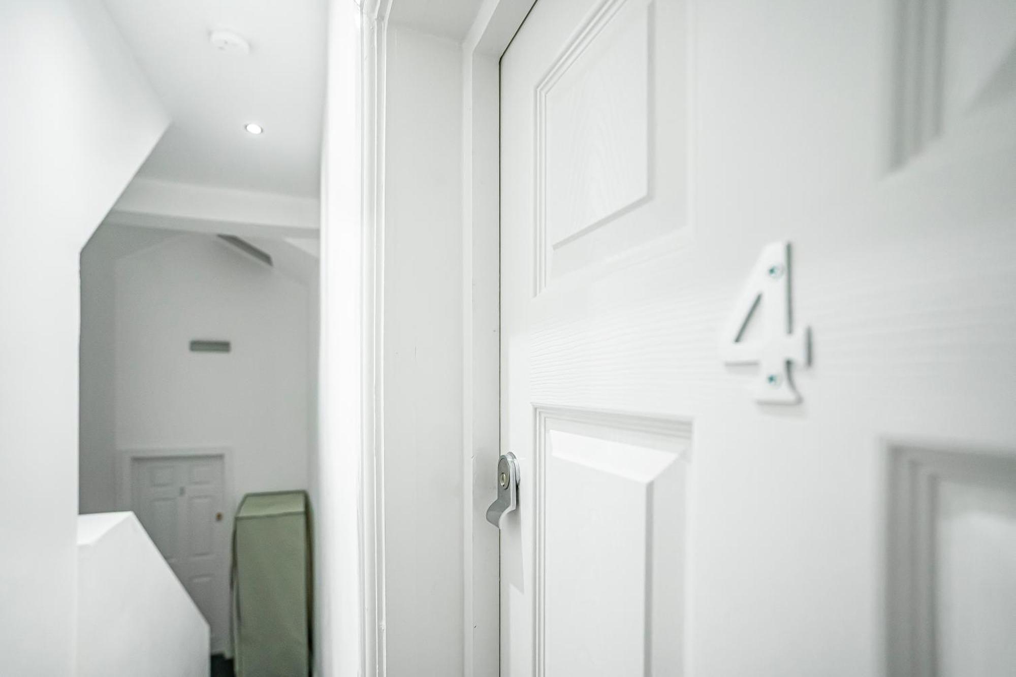 Modern Apartments London With Free Wifi 외부 사진